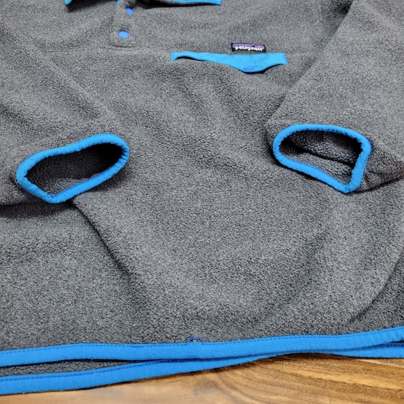Patagonia Gray and Blue Synchilla Snap T pullover fleece - Picture 4 of 8